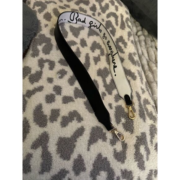 Add on bag/purse/pocketbook novelty strap black white bad girls - Picture 4 of 4
